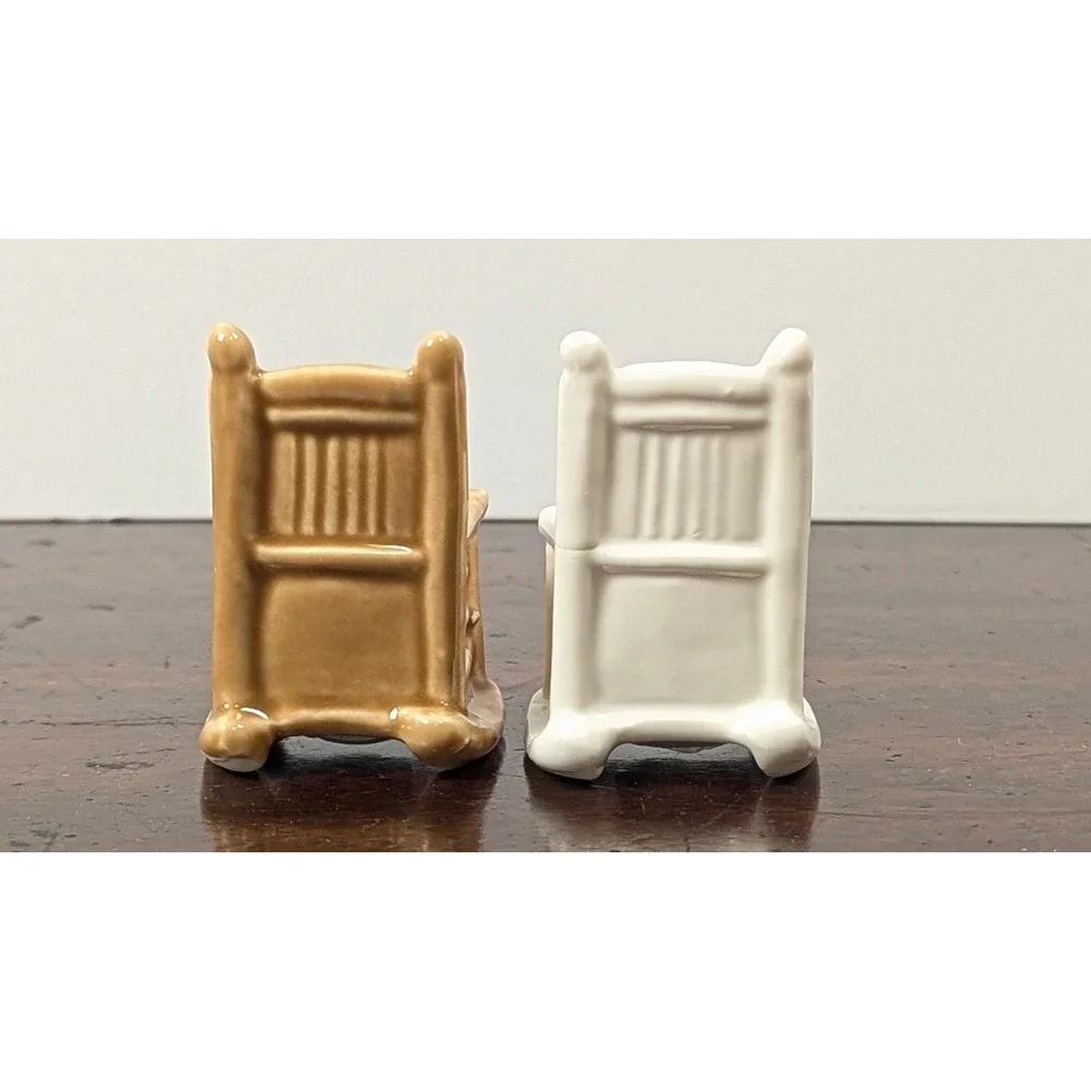 Cracker Barrel Porch Rocking Chair Salt & Pepper Shaker Set Ceramic Novelty